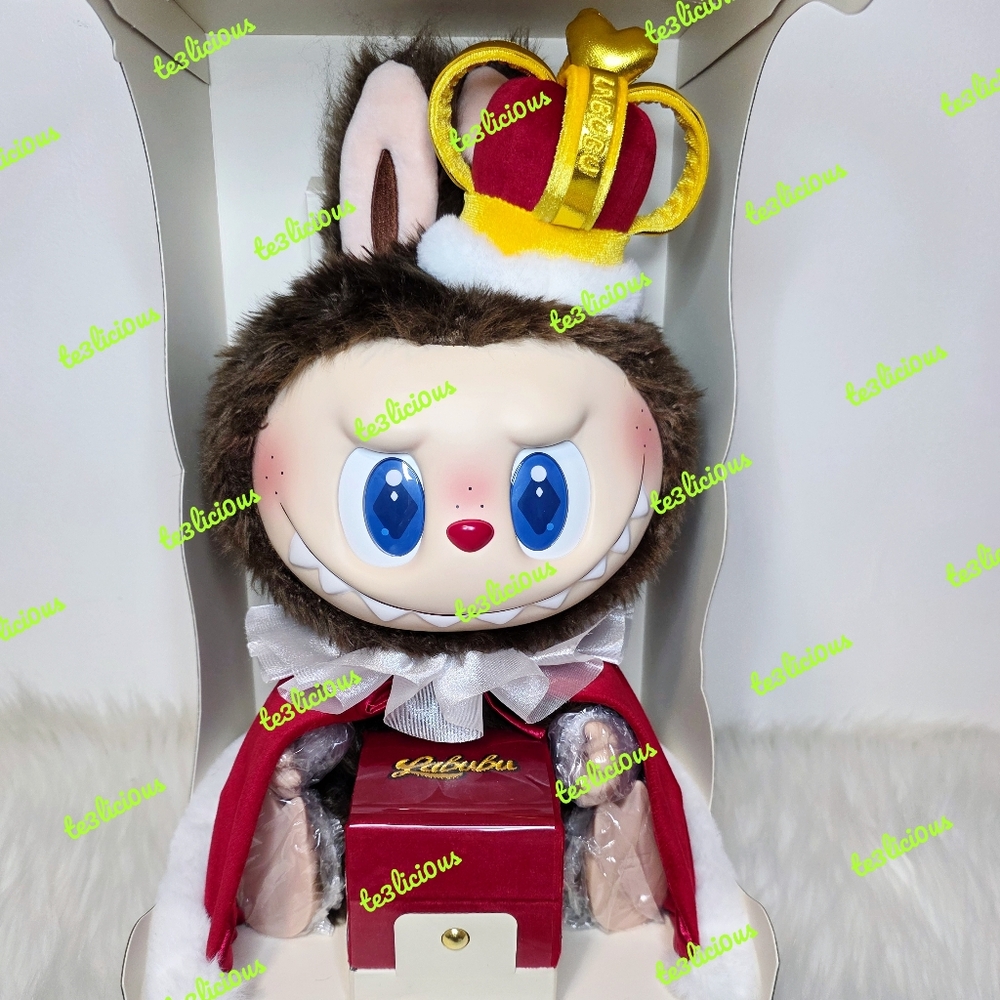 POP MART THE MONSTERS LET'S CHECKMATE KING VINYL PLUSH DOLL - Picture 6 of 15